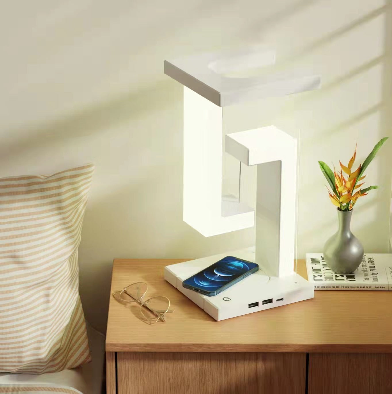 Cordless Hanging Table Lamp